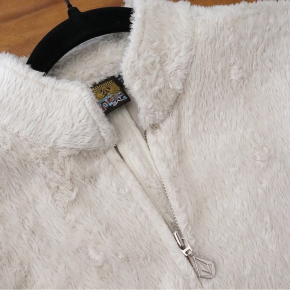 VOLCOM Cozy Beige Teddy Jacket - Picture 3 of 7